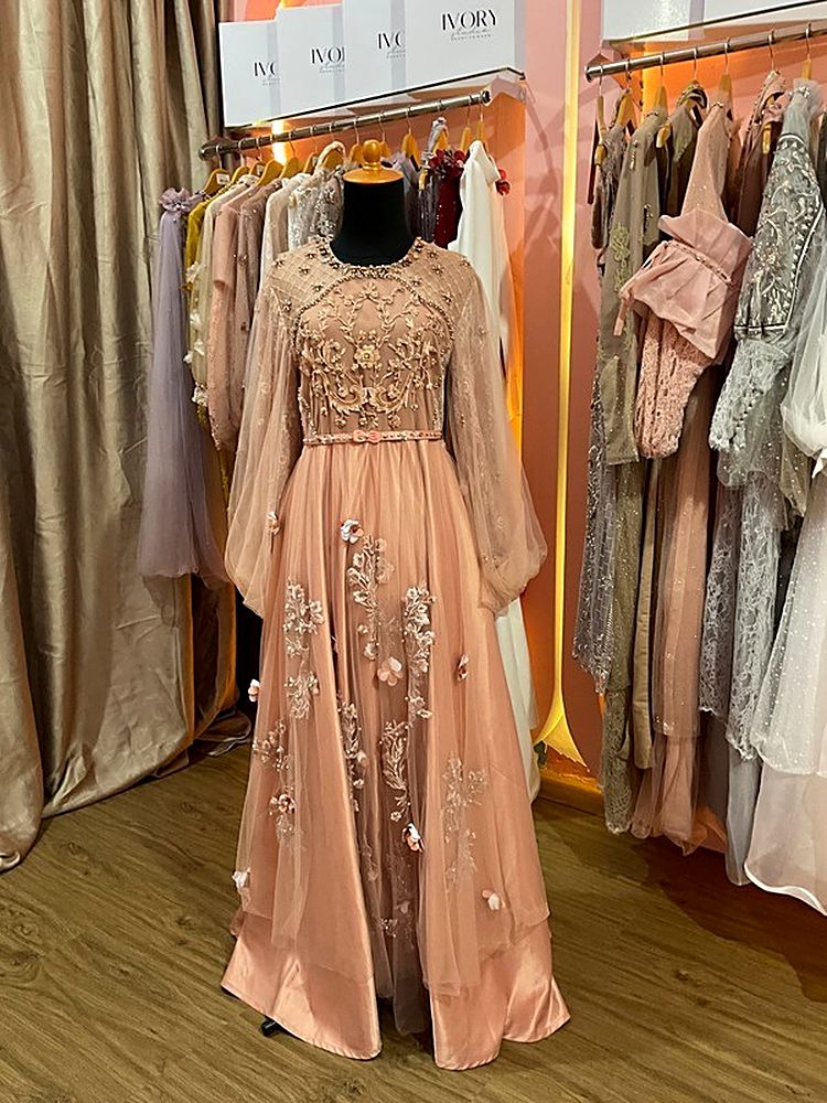Dress Ivory Salem