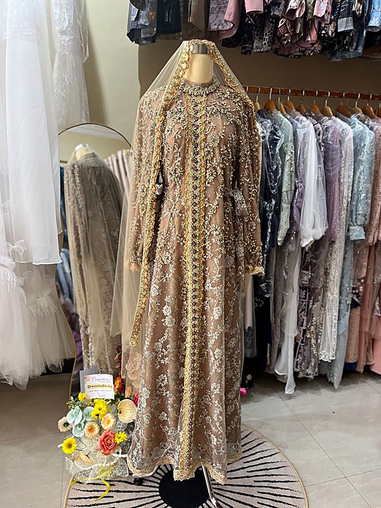 Dress Queena