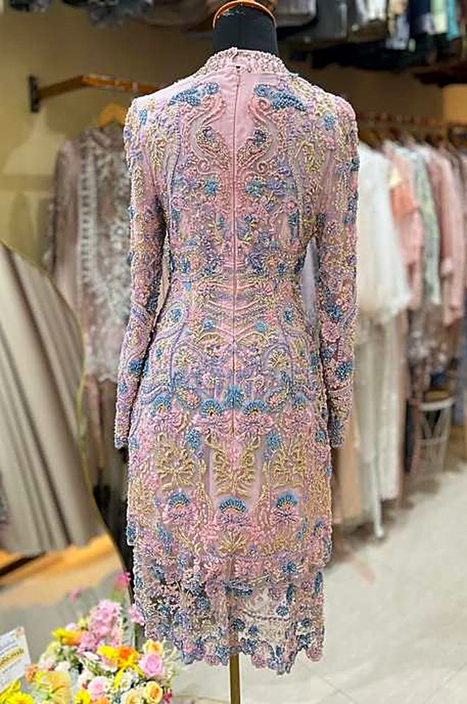 Kebaya Fleur Pink