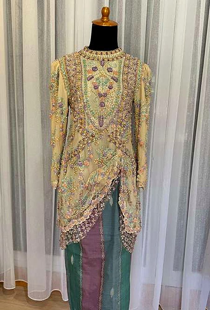 Kebaya Ayasha Beige