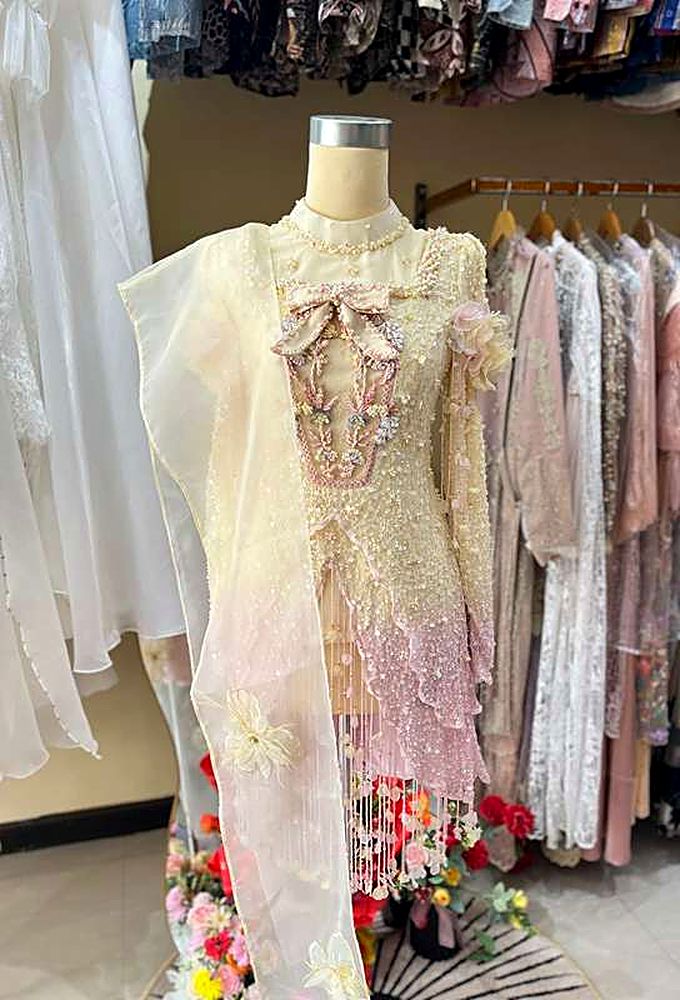 Kebaya Juanti Candrama Yellow