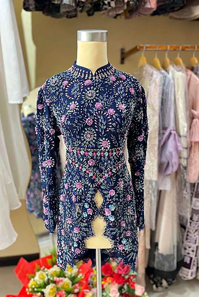 Kebaya Zayra Navy
