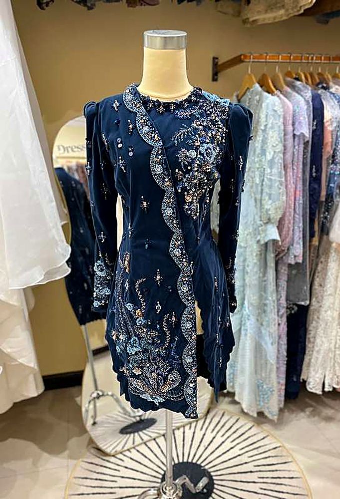 Kebaya Arina Buludru Navy