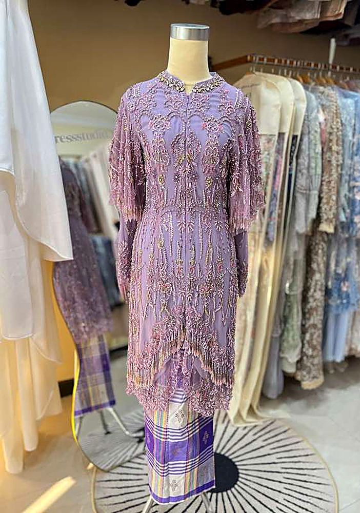 Kebaya Hasya Ungu Mauve