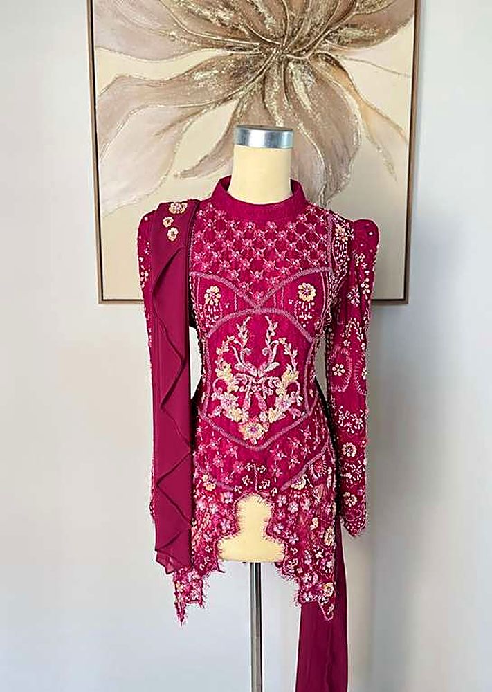 Kebaya Vania Fuschia