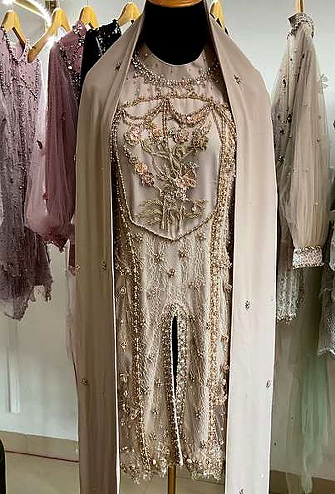 Kebaya Saffat Beige
