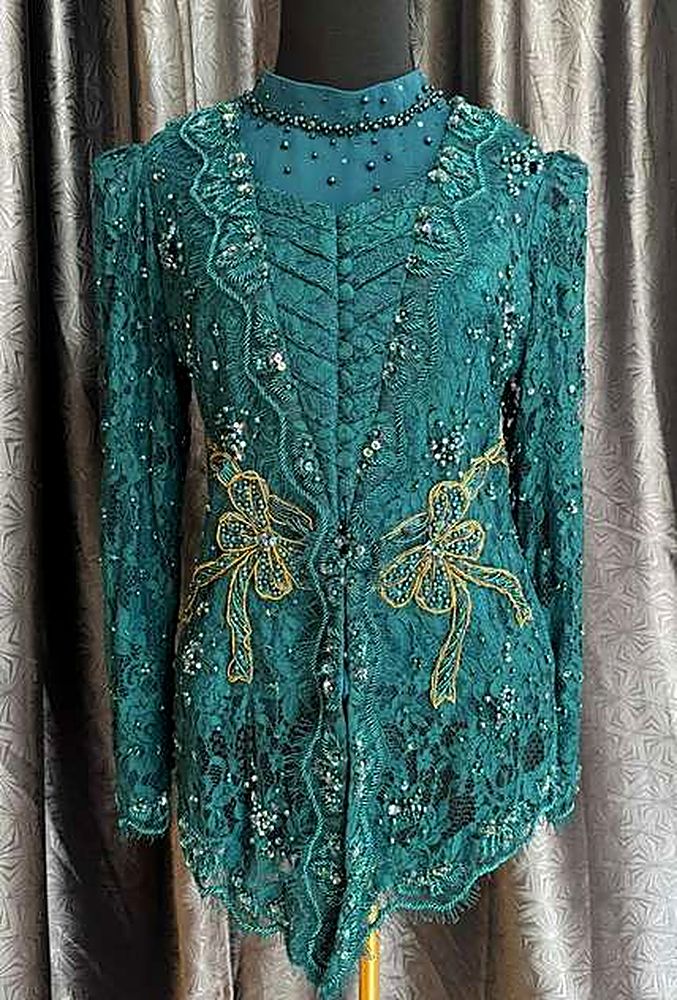 Kebaya Linnet Deep Tosca