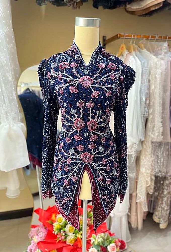 Kebaya Pratiwi Navy
