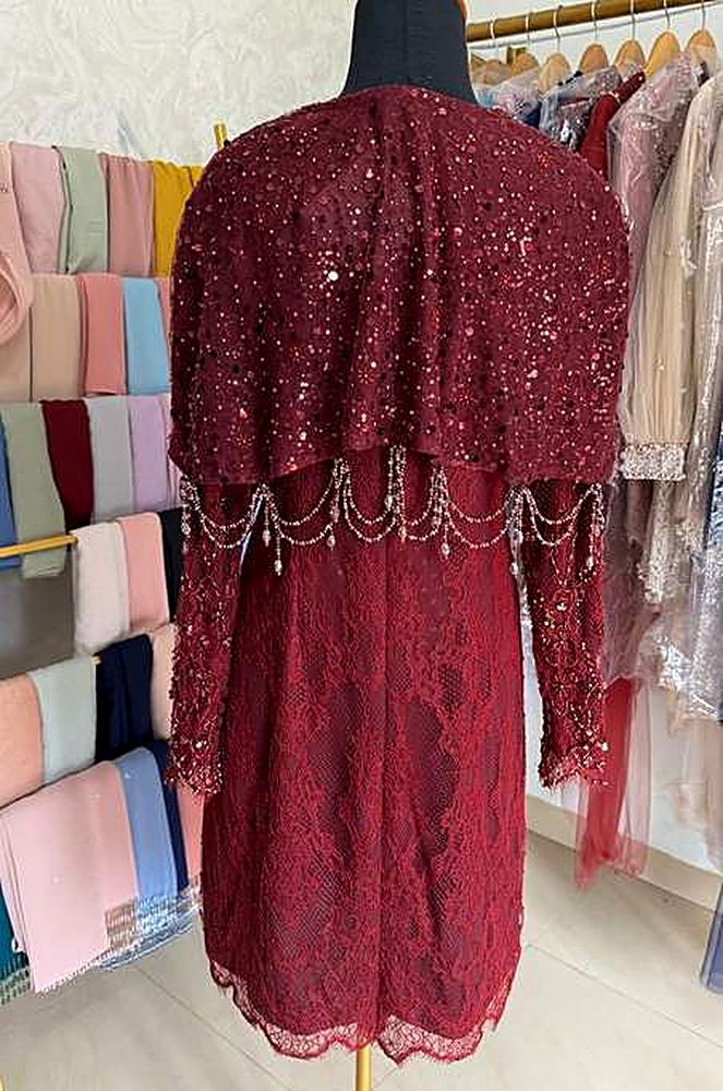 Kebaya Jurai Burgundy
