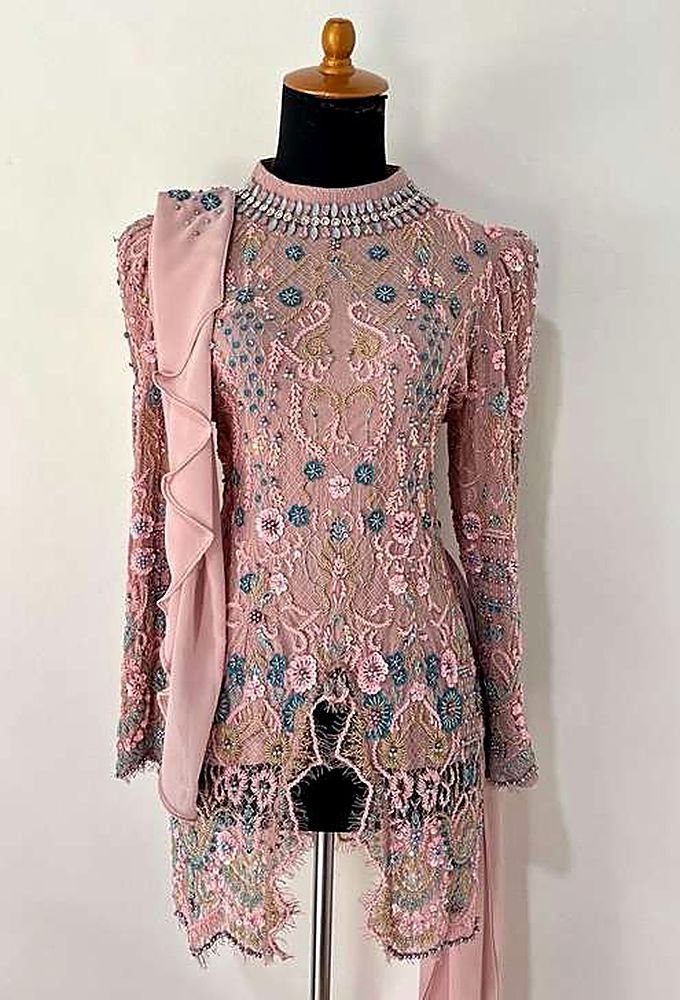Kebaya Deria Pink