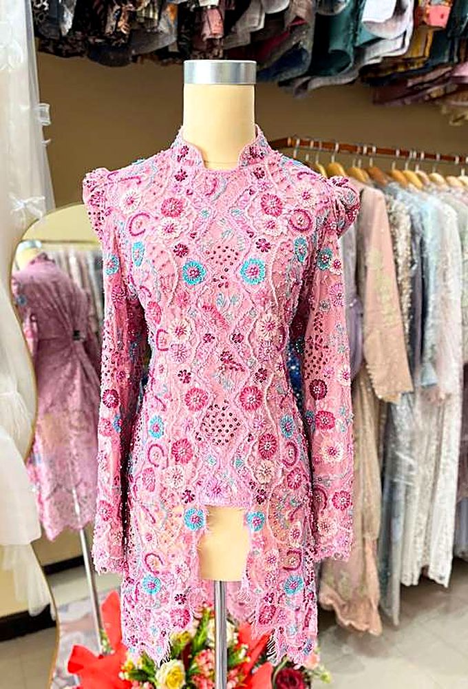 Kebaya Tara Pink