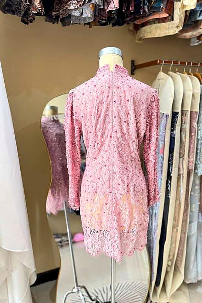Kebaya Ania Pink