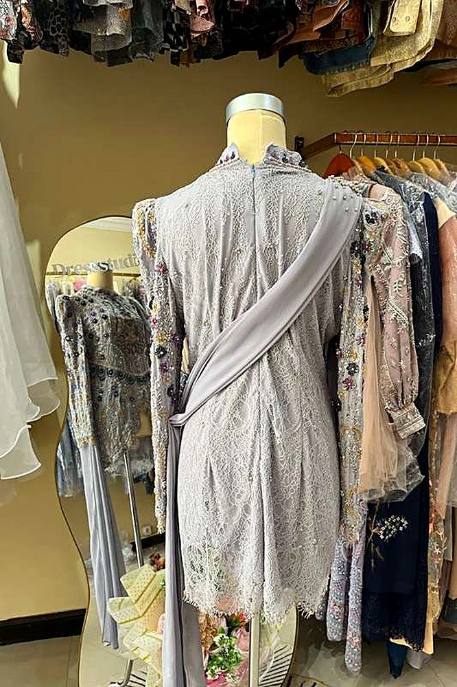 Kebaya Sendia Grey