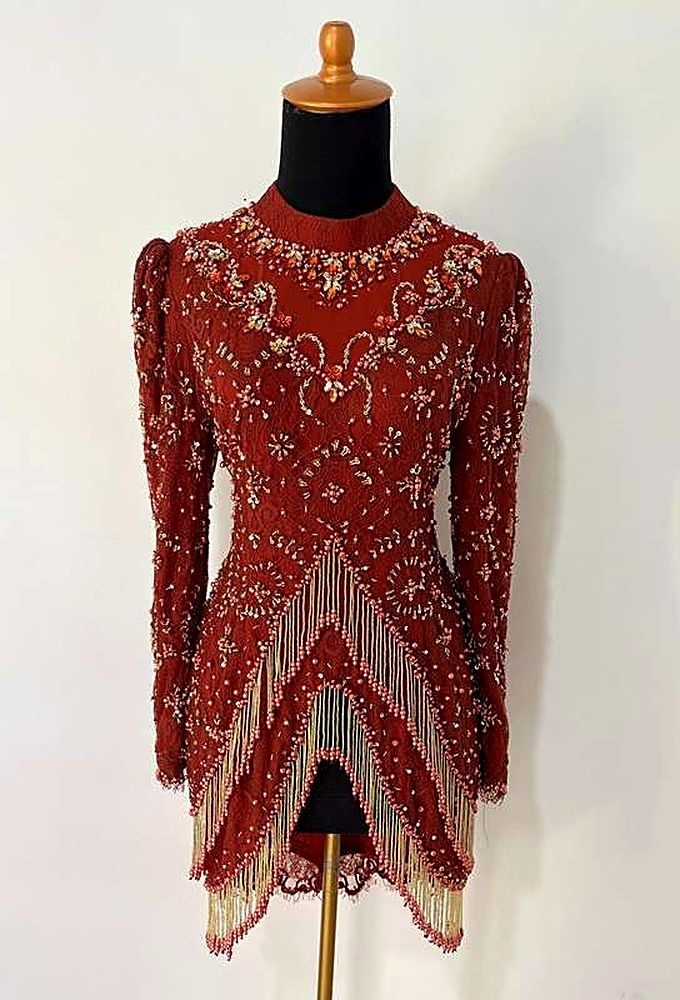 Kebaya Teravera Teracotta