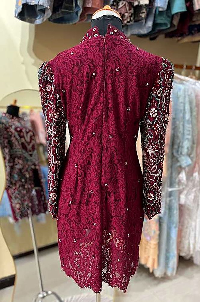 Kebaya Luca Deep Maroon