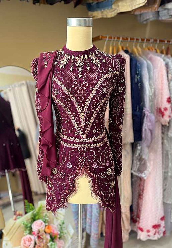 Kebaya Aqifah Burgundy