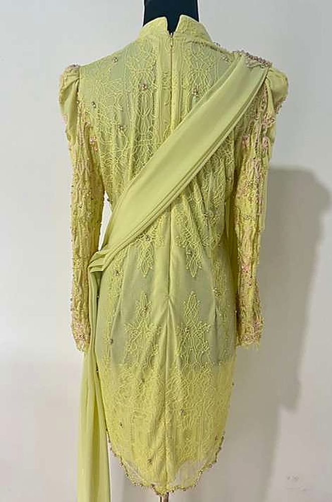 Kebaya Rena Yellow Powder
