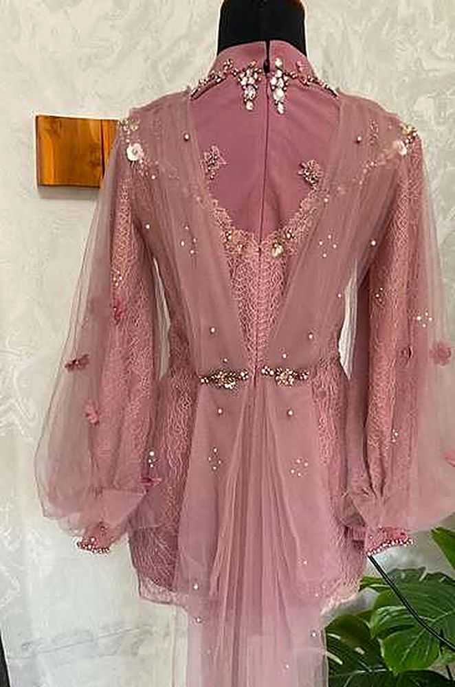 Kebaya Tania Bishop Marsala