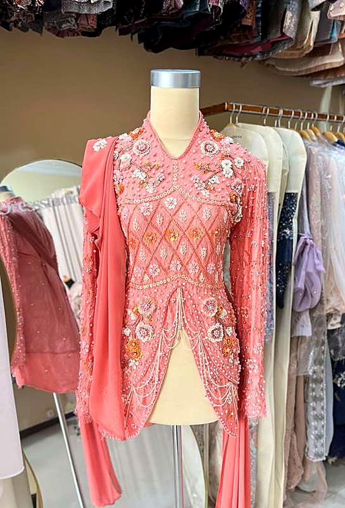 Kebaya Celeste Peach Salmon