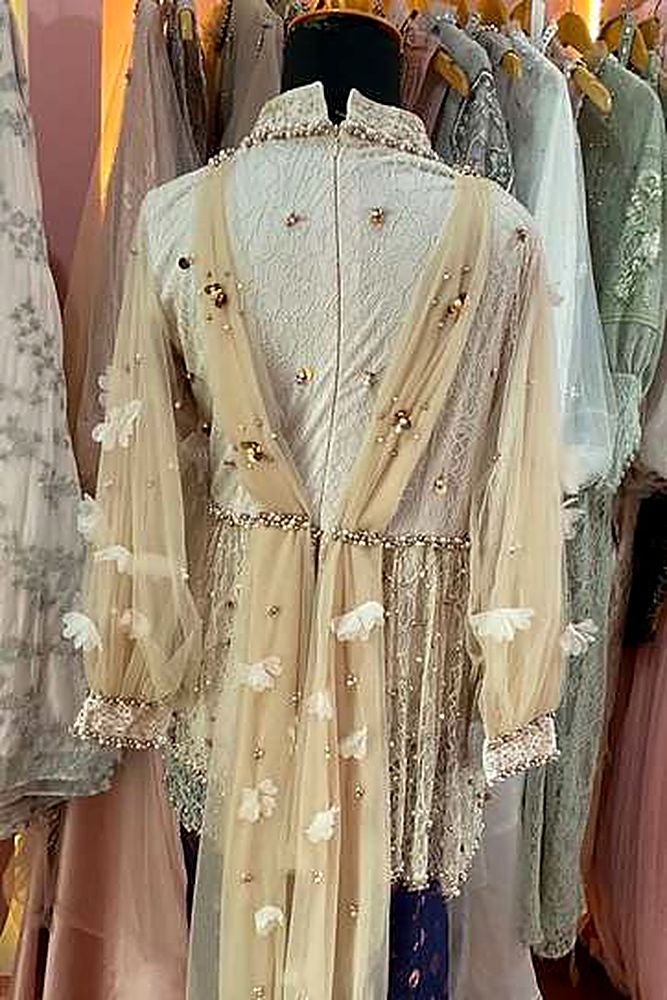 Kebaya Diper Beige