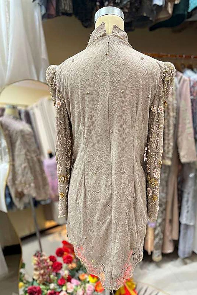 Kebaya Sharon Beige