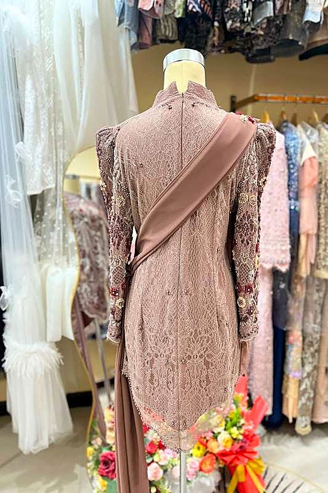 Kebaya Hanum Salem
