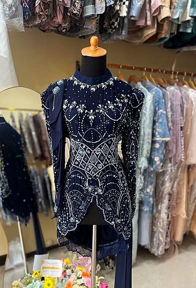 Kebaya Regina Navy