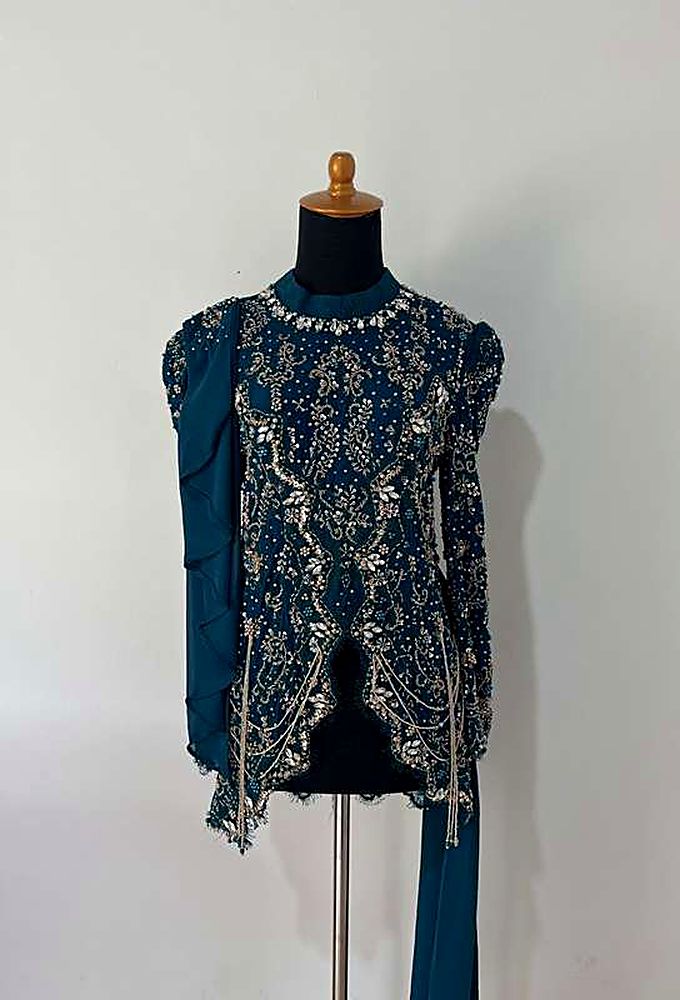 Kebaya Fairuz Emerald Blue