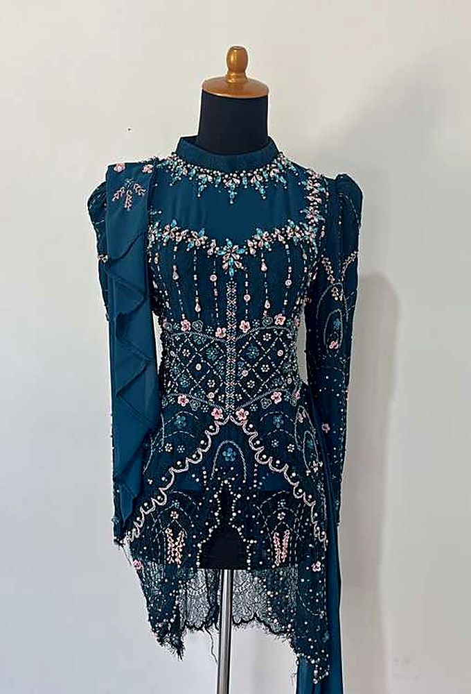 Kebaya Aura Emerald Blue