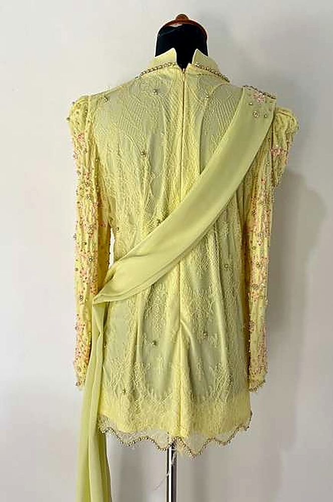 Kebaya Araya Yellow Powder