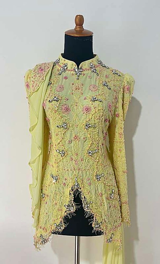 Kebaya Arsinta Yellow Powder